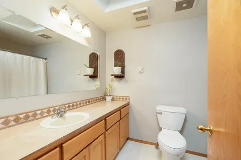 2944 NE Saber Drive Bend OR 97701