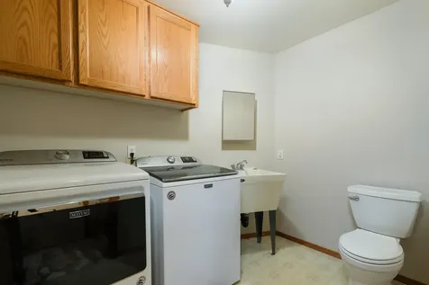 2944 NE Saber Drive Bend OR 97701