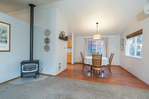 2944 NE Saber Drive Bend OR 97701