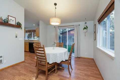 2944 NE Saber Drive Bend OR 97701