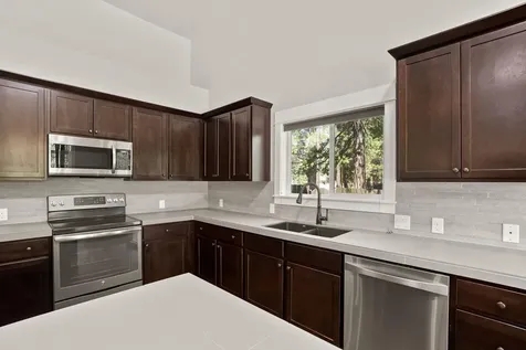 59768 Navajo Road Bend OR 97702