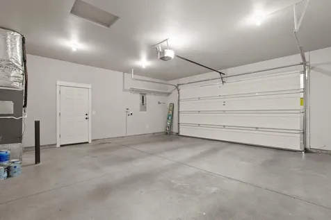 59768 Navajo Road Bend OR 97702