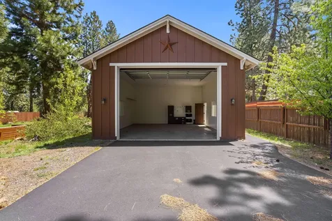 59768 Navajo Road Bend OR 97702