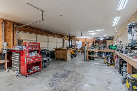 8852 W Evans Creek Road Rogue River OR 97537