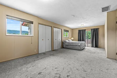 2615 Glory C Road Medford OR 97501