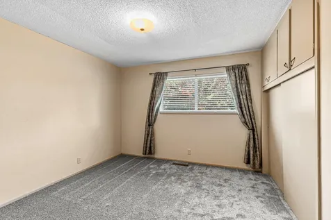 2615 Glory C Road Medford OR 97501