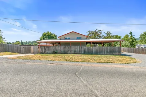 2615 Glory C Road Medford OR 97501
