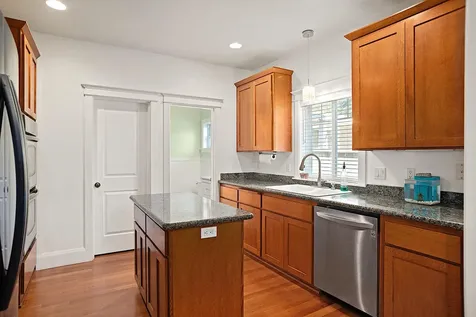 965 NE 10th Street Grants Pass OR 97526
