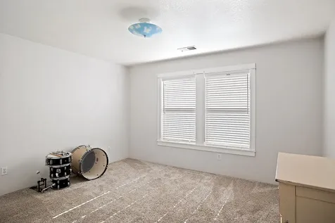 965 NE 10th Street Grants Pass OR 97526