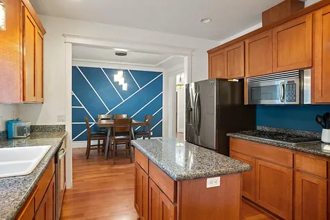 965 NE 10th Street Grants Pass OR 97526