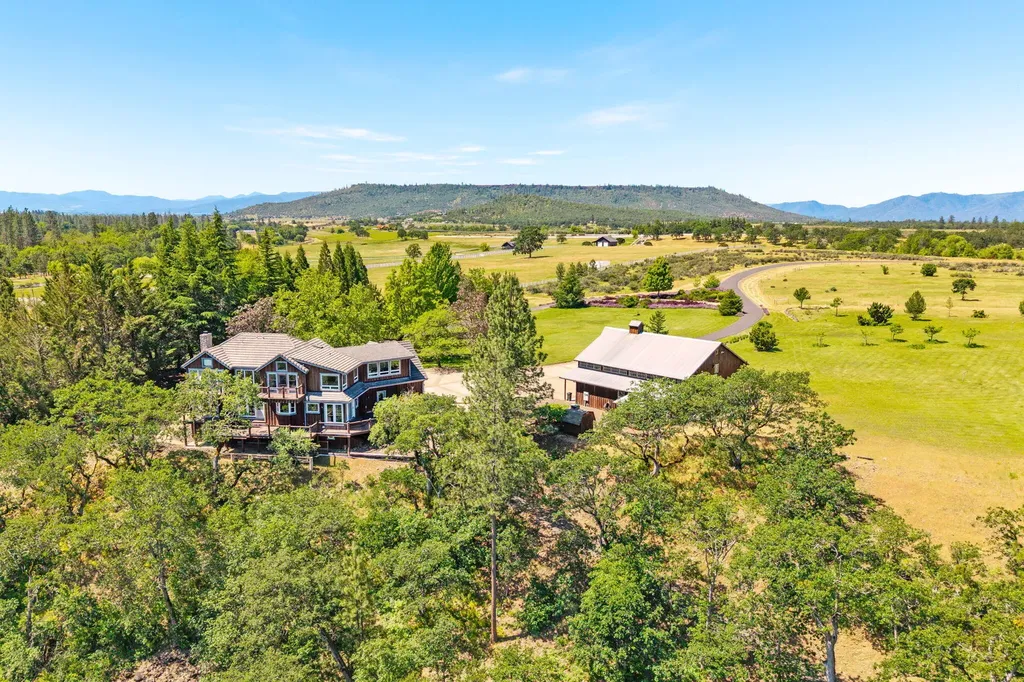 13334 Modoc Road White City OR 97503
