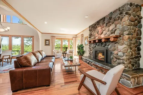 13334 Modoc Road White City OR 97503