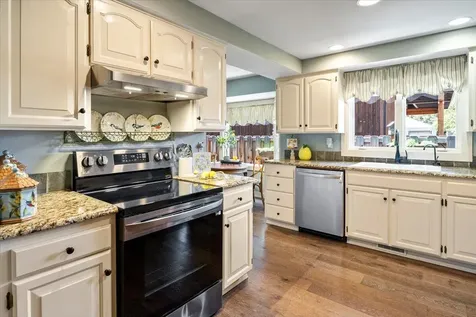 325 E Washington Avenue Sisters OR 97759