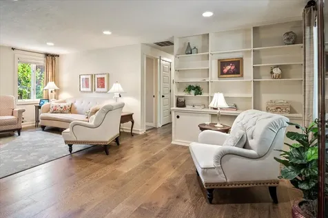 325 E Washington Avenue Sisters OR 97759