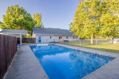 3317 Leonard Road Grants Pass OR 97527