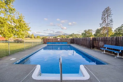 3317 Leonard Road Grants Pass OR 97527