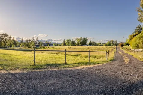 3317 Leonard Road Grants Pass OR 97527
