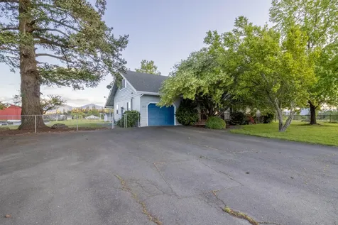 3317 Leonard Road Grants Pass OR 97527