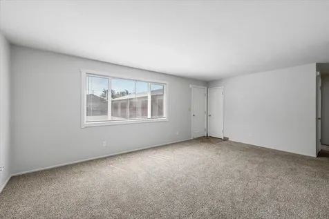 1140 W 8th Street Medford OR 97501