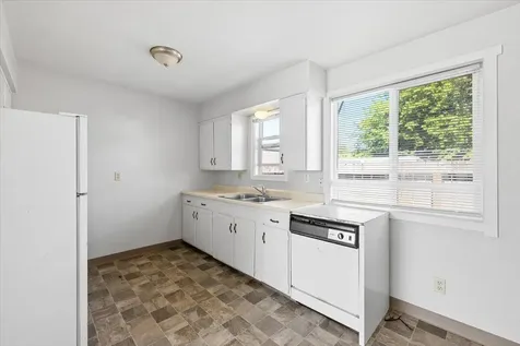 1140 W 8th Street Medford OR 97501