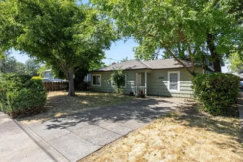 1140 W 8th Street Medford OR 97501