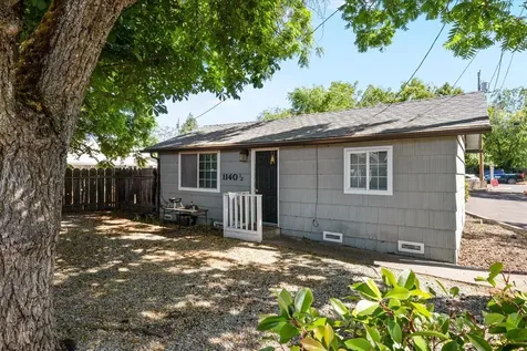1140 W 8th Street Medford OR 97501