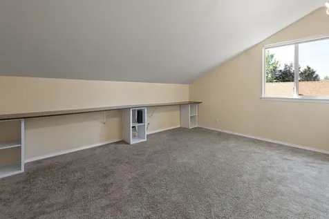 1131 NE Locksley Drive Bend OR 97701