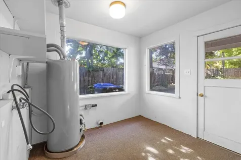 1040 E Main Street Ashland OR 97520