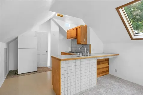 1040 E Main Street Ashland OR 97520