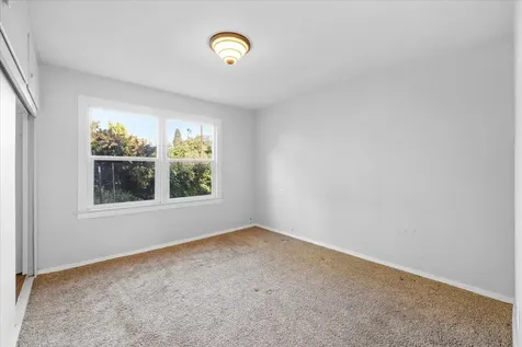 1040 E Main Street Ashland OR 97520