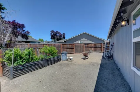 1733 Jessica Circle Central Point OR 97502