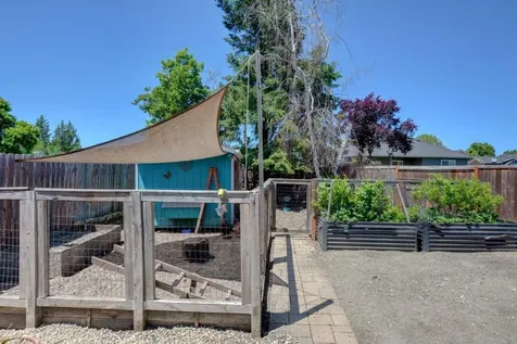 1733 Jessica Circle Central Point OR 97502