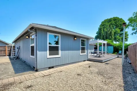 1733 Jessica Circle Central Point OR 97502