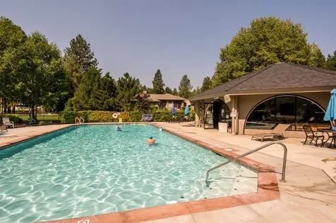 60837 Willow Creek Loop Bend OR 97702