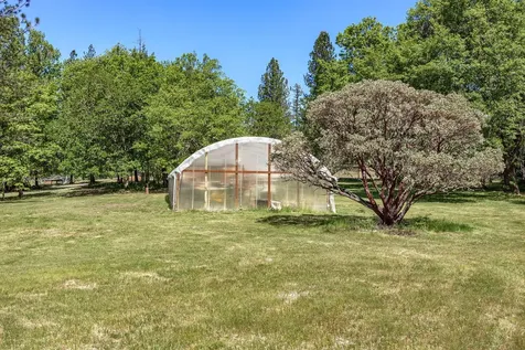 7211 W Evans Creek Road Rogue River OR 97537