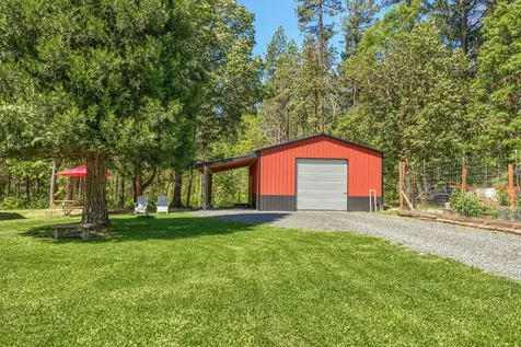 7211 W Evans Creek Road Rogue River OR 97537