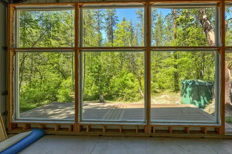 7211 W Evans Creek Road Rogue River OR 97537