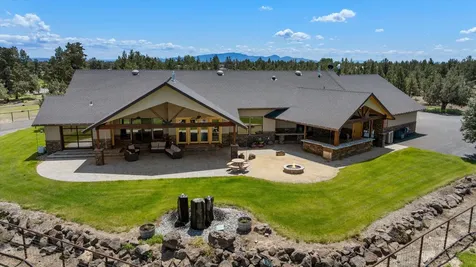 7215 NE 33rd Street Redmond OR 97756