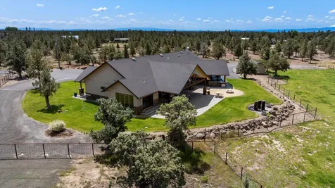 7215 NE 33rd Street Redmond OR 97756