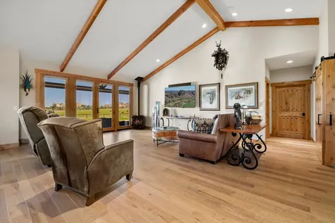 7215 NE 33rd Street Redmond OR 97756