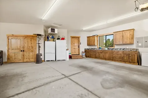 7215 NE 33rd Street Redmond OR 97756