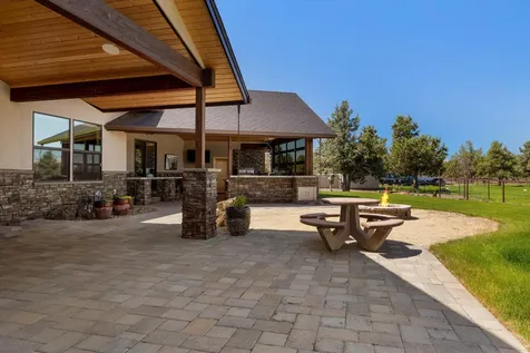 7215 NE 33rd Street Redmond OR 97756