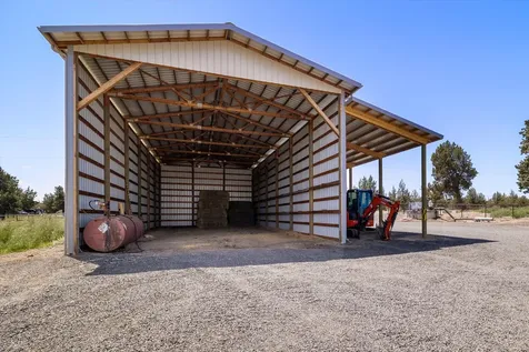 7215 NE 33rd Street Redmond OR 97756
