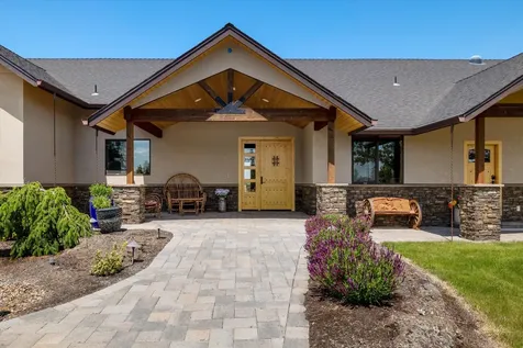 7215 NE 33rd Street Redmond OR 97756