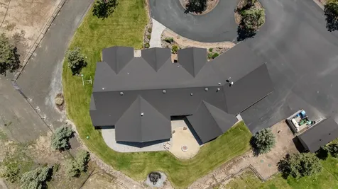 7215 NE 33rd Street Redmond OR 97756