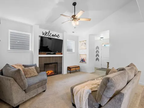 1360 NW Campanella Way Estacada OR 97023