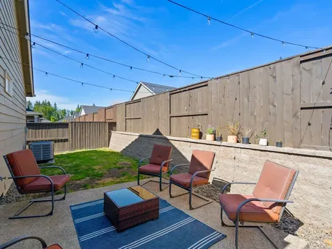 1360 NW Campanella Way Estacada OR 97023