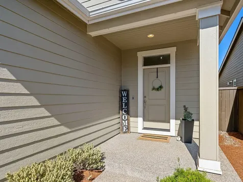 1360 NW Campanella Way Estacada OR 97023