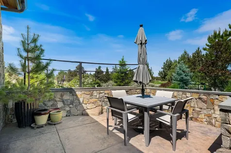 22884 Moss Rock Drive Bend OR 97701