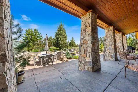 22884 Moss Rock Drive Bend OR 97701